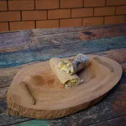 ساندويتش بيض مقلي صاج